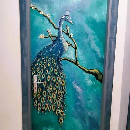 아파트 The Artist's House