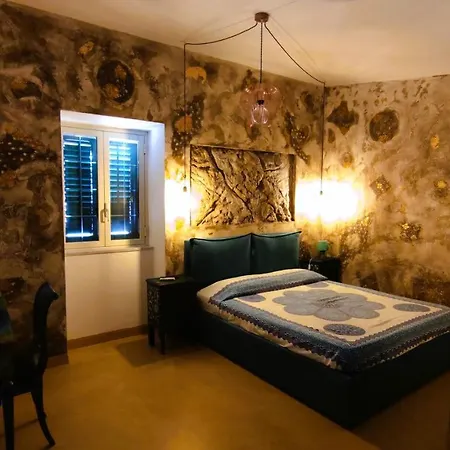 아파트 The Artist's House 체팔루
