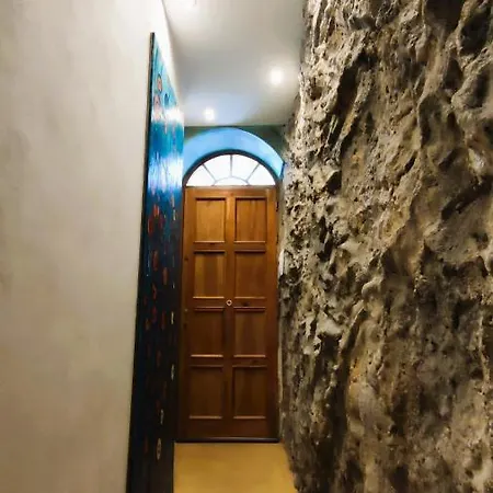 The Artist's House Apartment