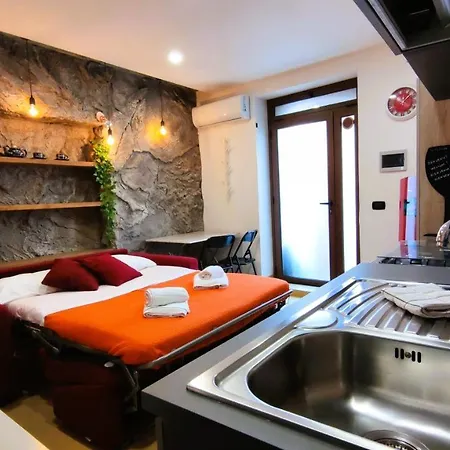 The Artist's House Apartment *
